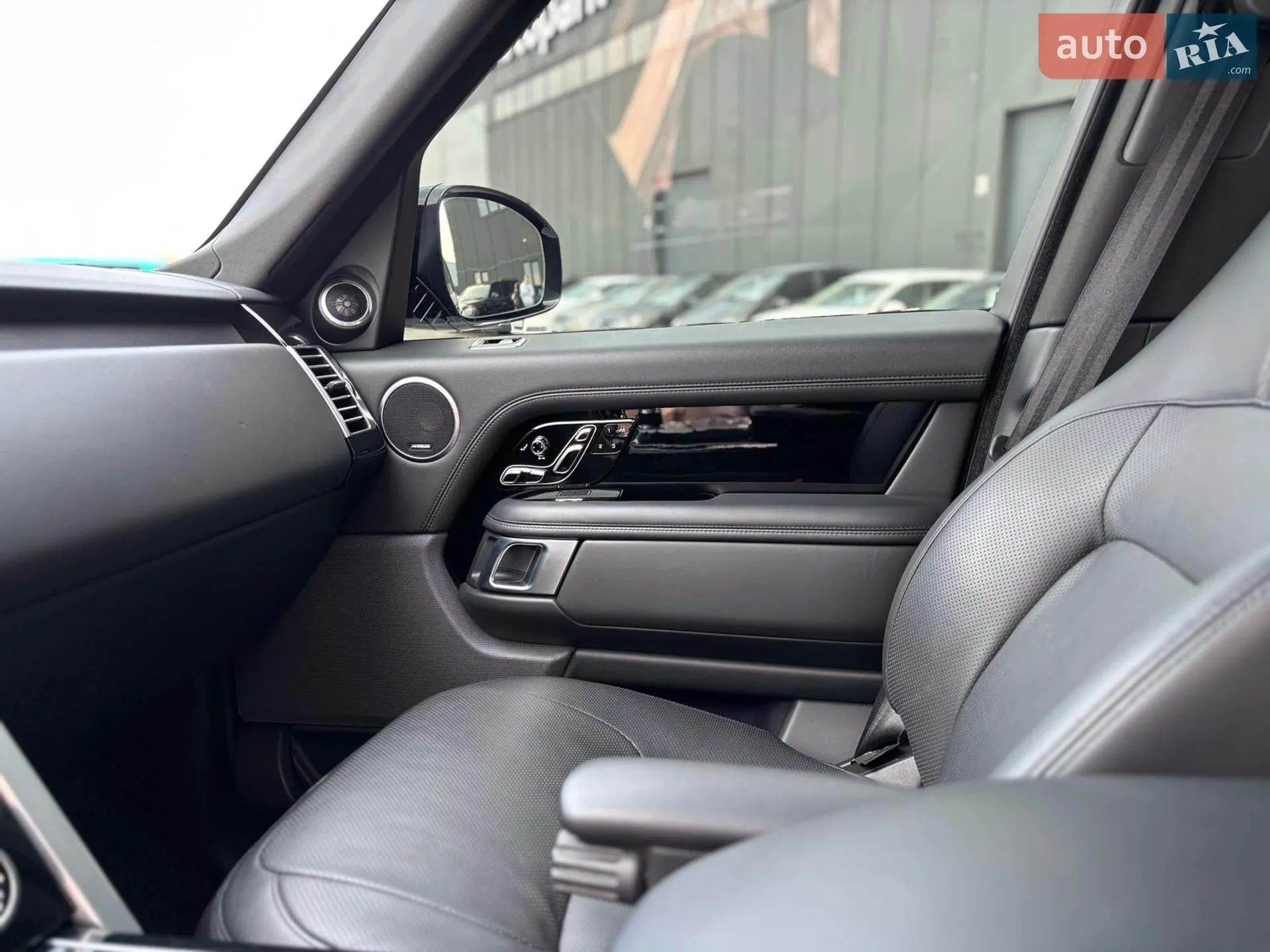 2021 Land Rover Range Rover - мініатюра 29