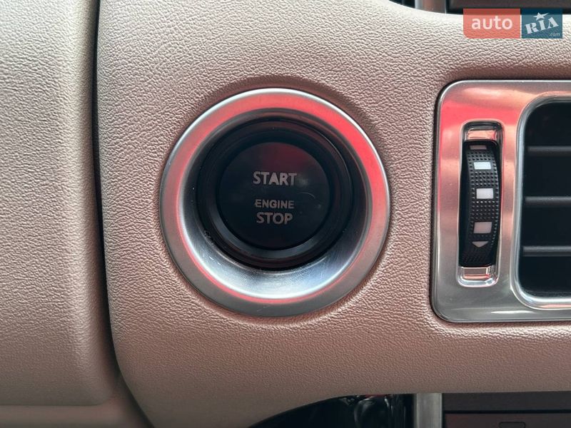 Внедорожник / Кроссовер Land Rover Range Rover 2011 в Киеве