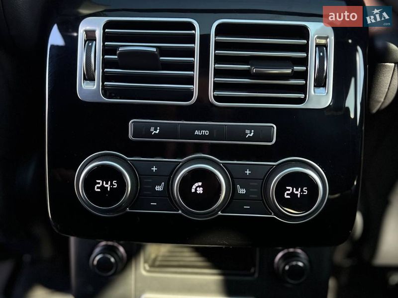 Внедорожник / Кроссовер Land Rover Range Rover 2016 в Киеве