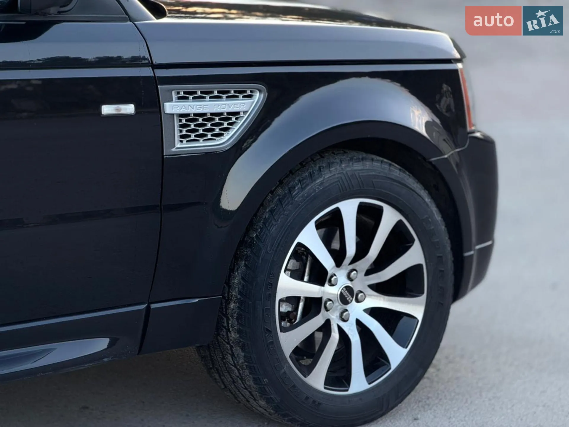 2011 Land Rover Range Rover - мініатюра 10