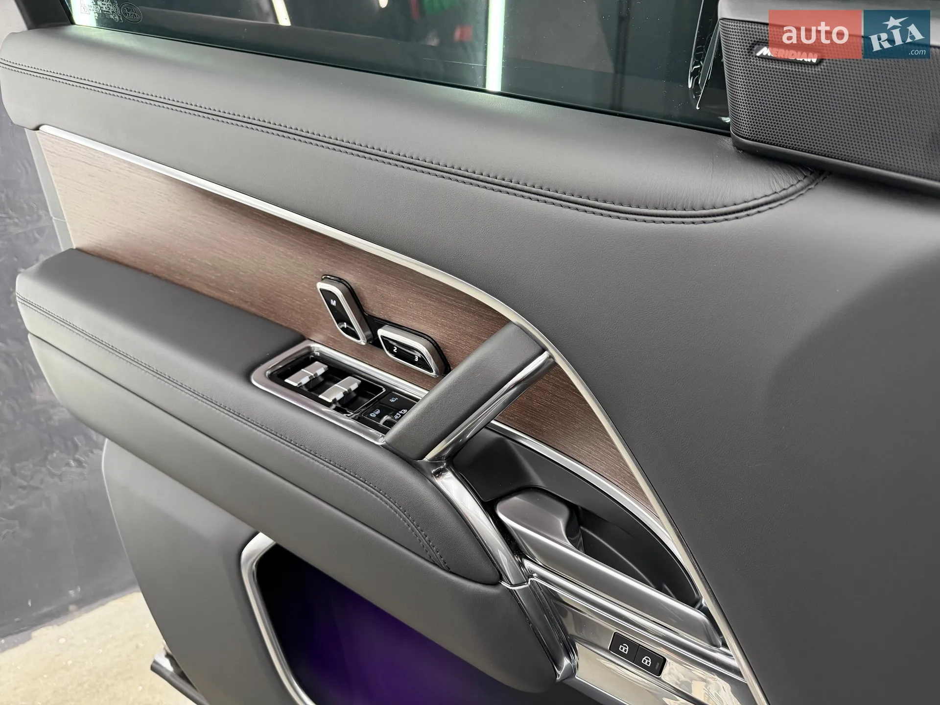 2023 Land Rover Range Rover - мініатюра 41