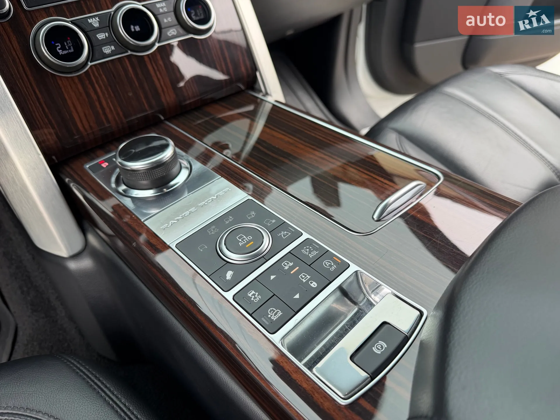 2016 Land Rover Range Rover - мініатюра 19