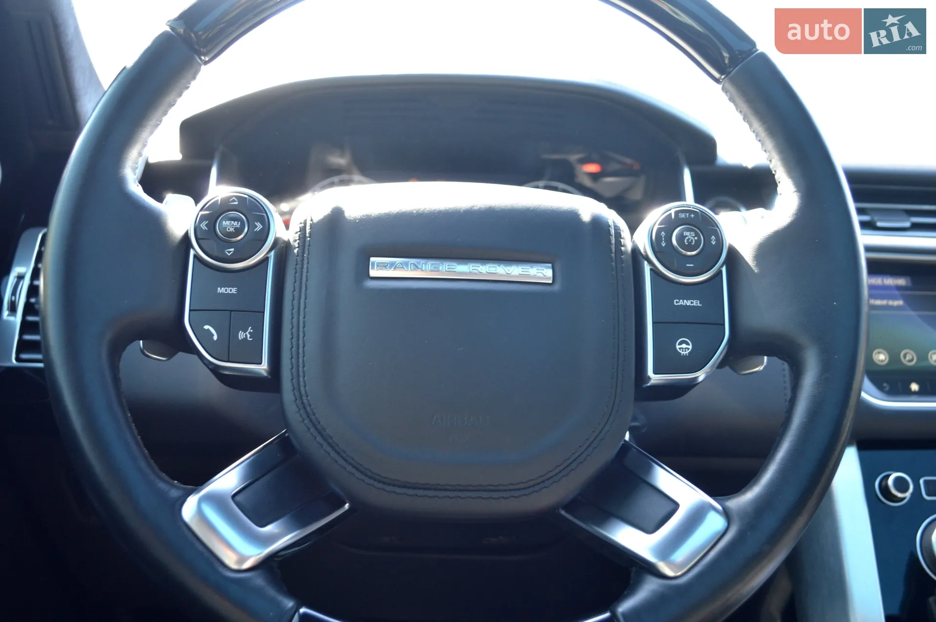 2017 Land Rover Range Rover - мініатюра 18