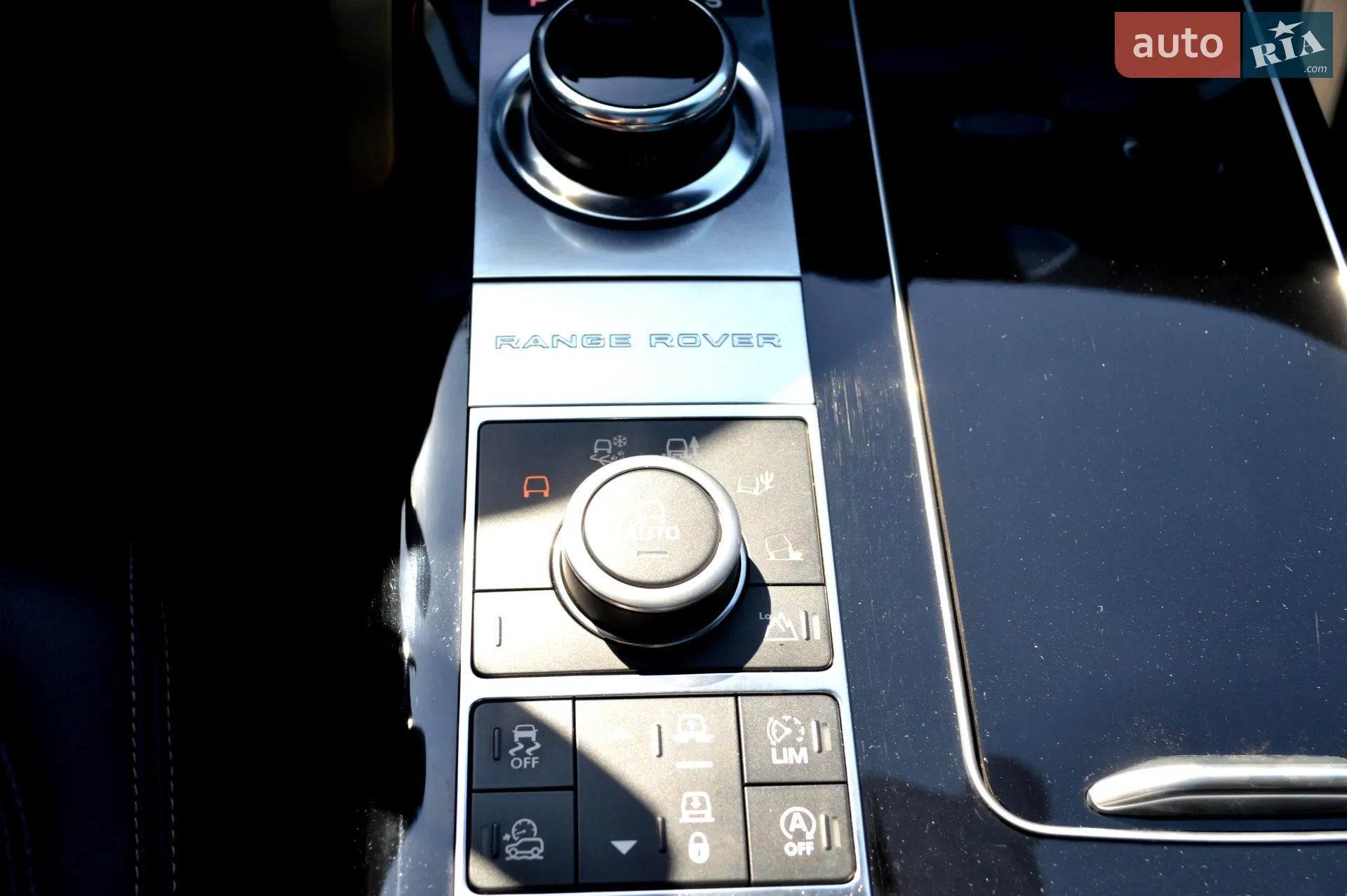 2017 Land Rover Range Rover - мініатюра 38