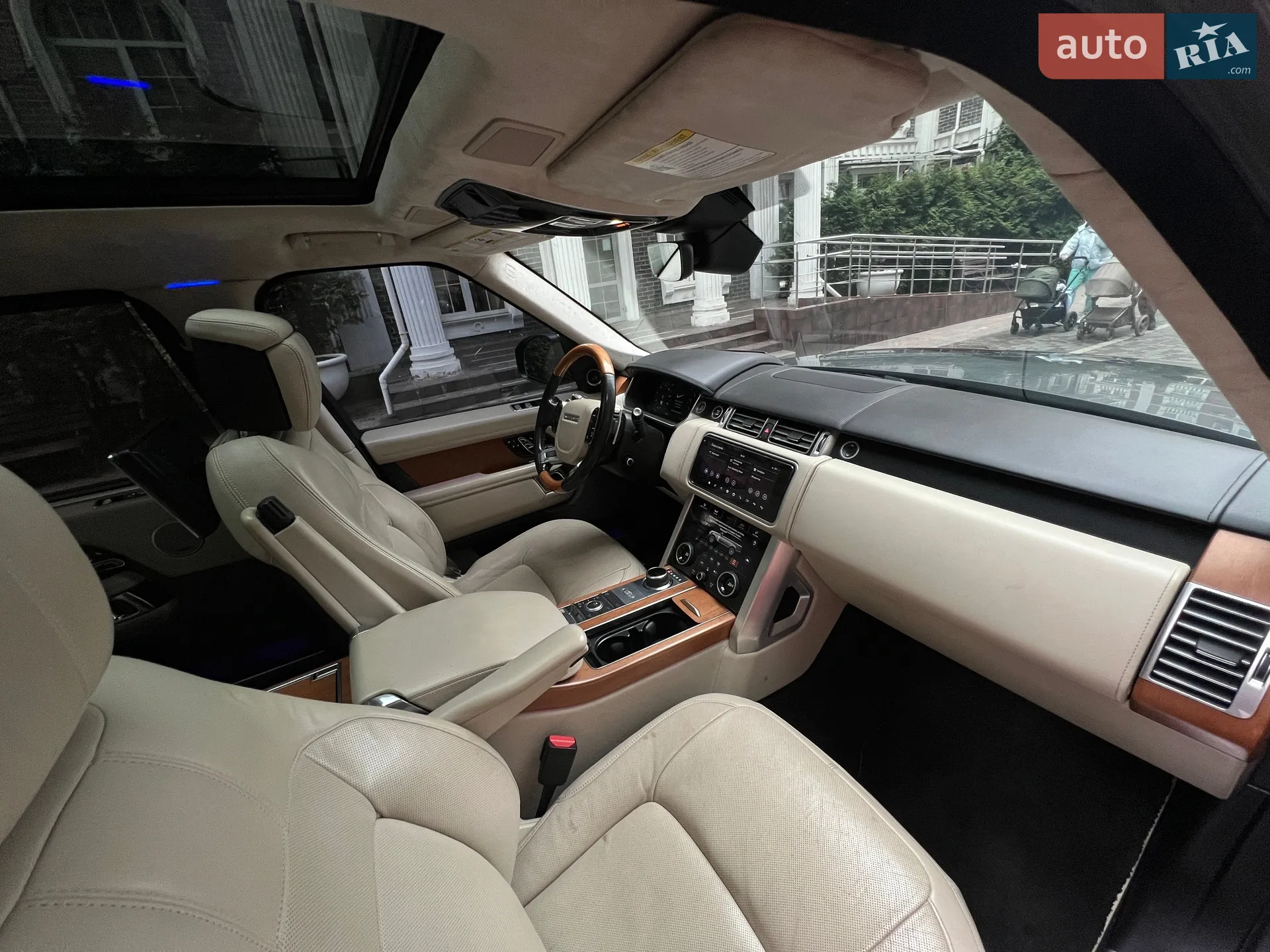 2018 Land Rover Range Rover - мініатюра 28