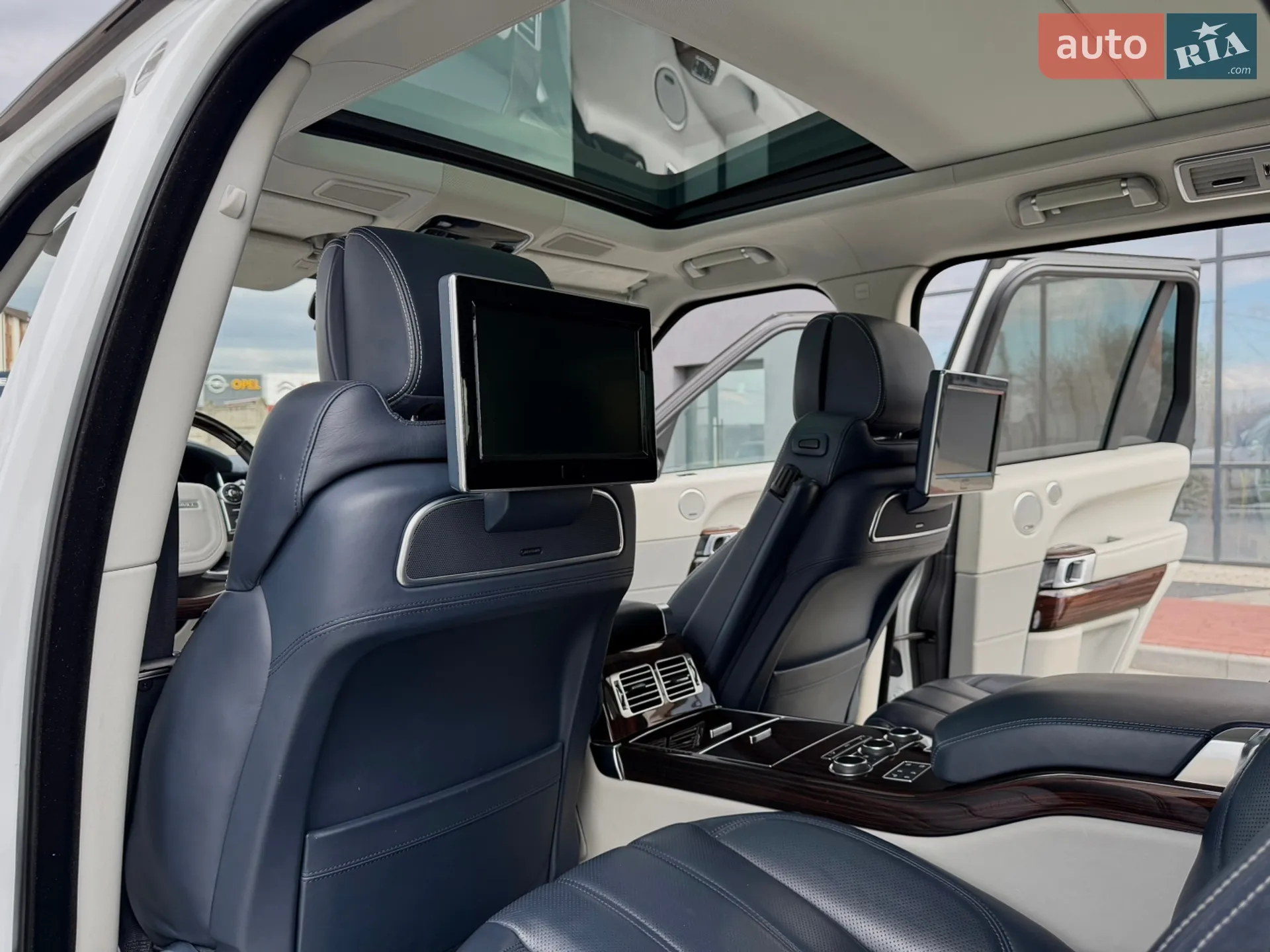 2016 Land Rover Range Rover - мініатюра 39