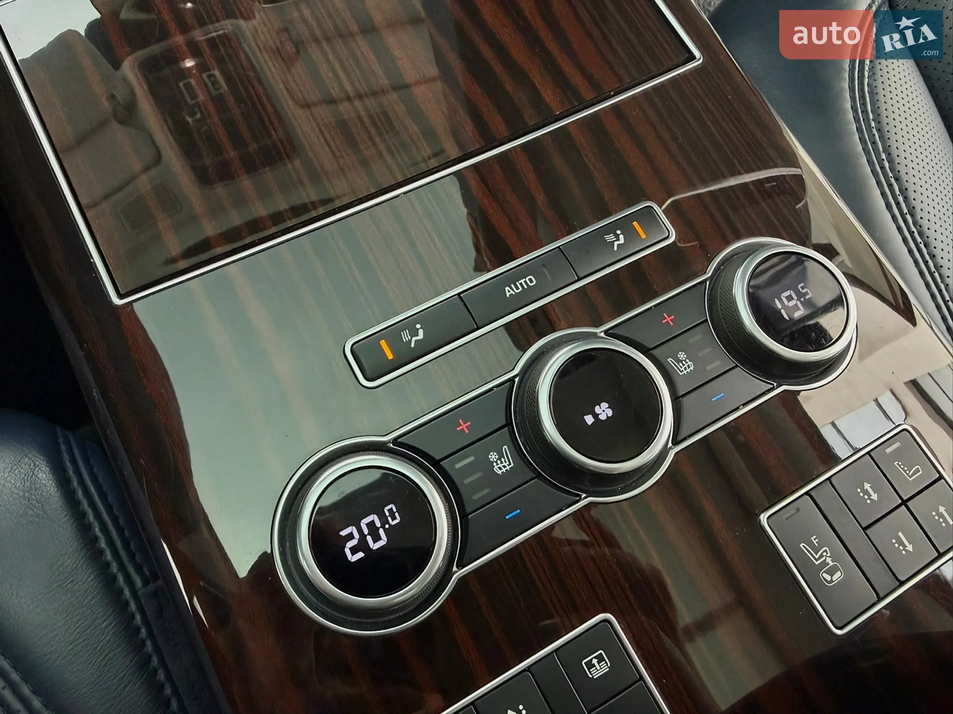 2016 Land Rover Range Rover - мініатюра 67