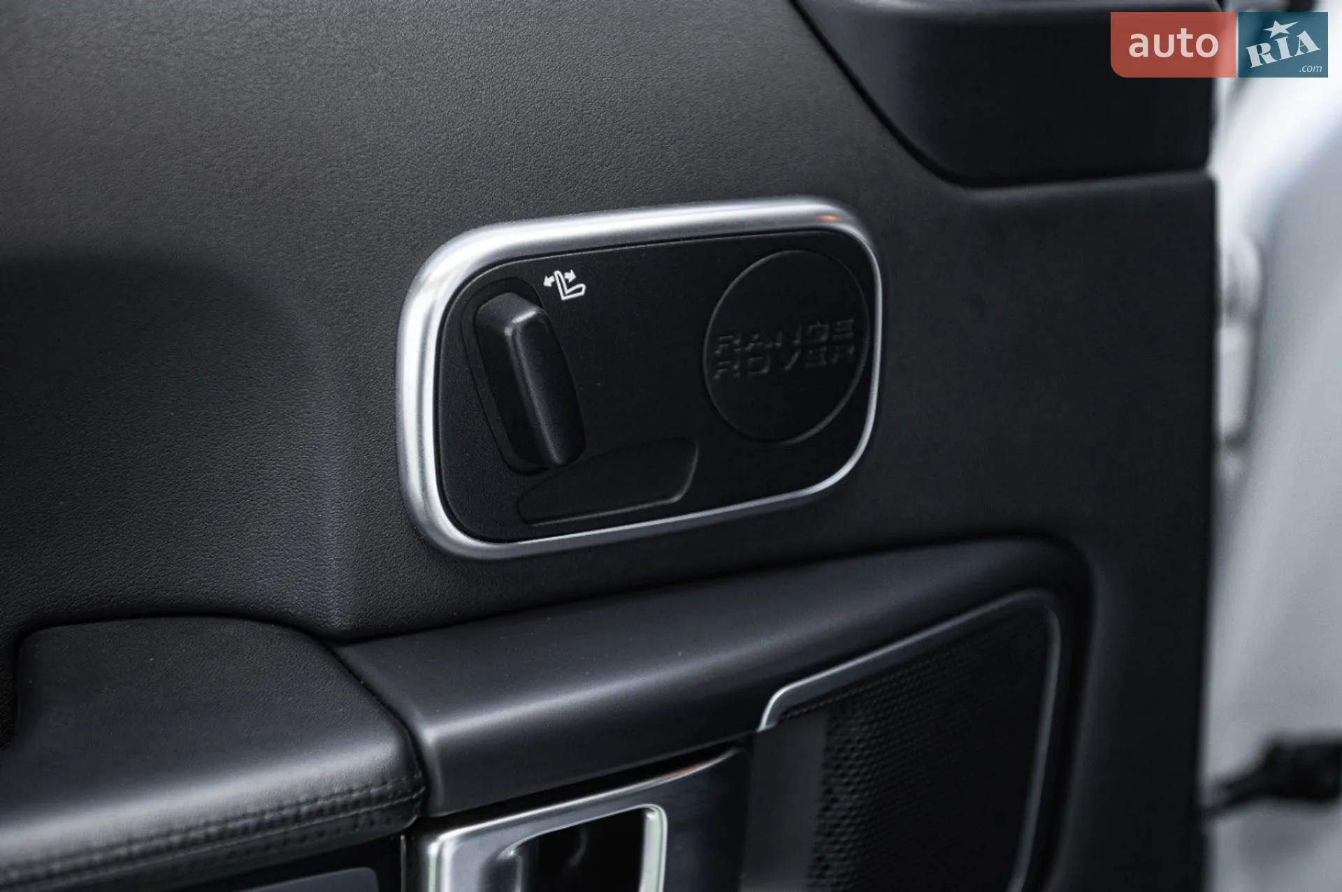 2011 Land Rover Range Rover - мініатюра 47