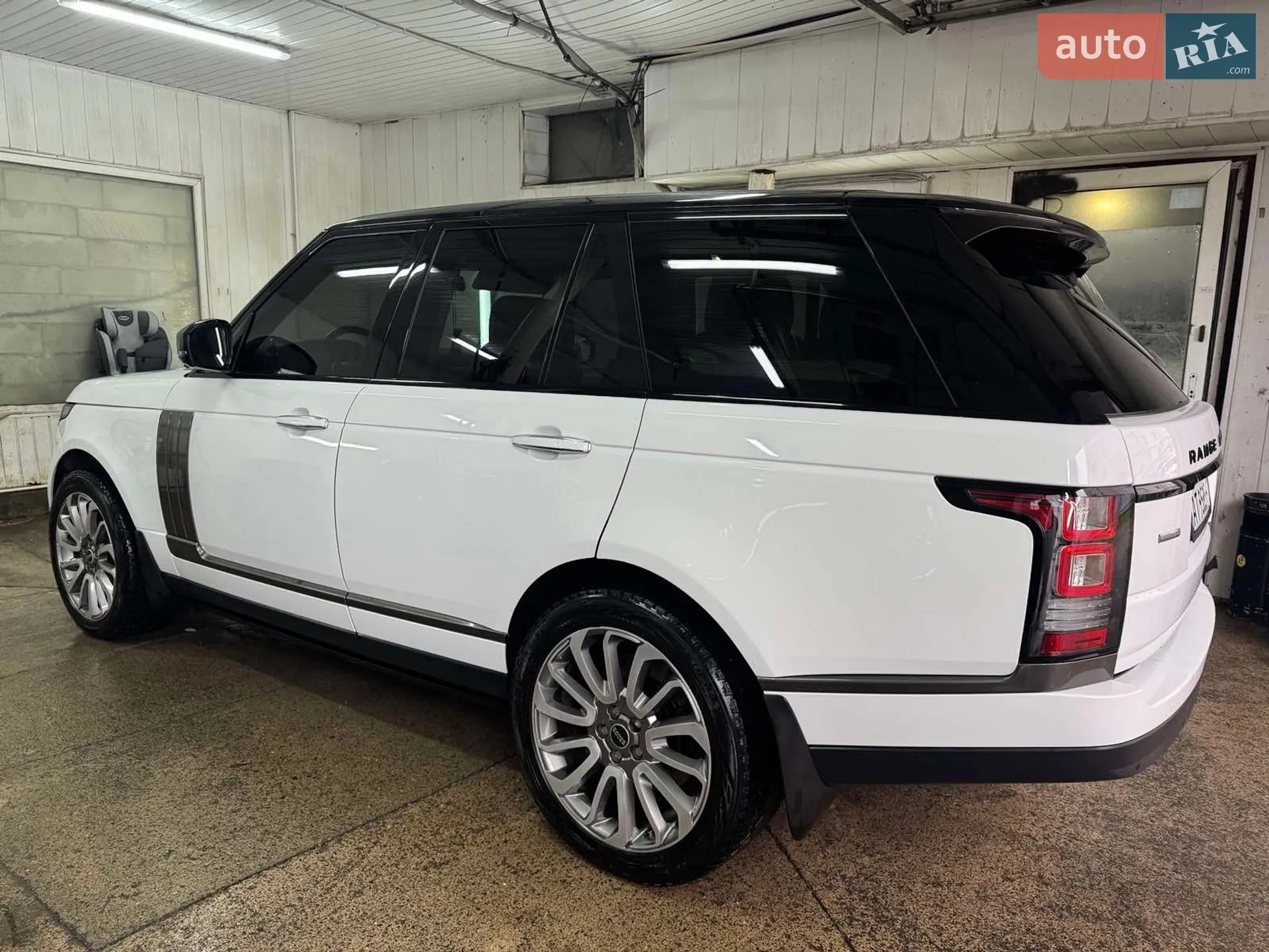 2013 Land Rover Range Rover - мініатюра 3