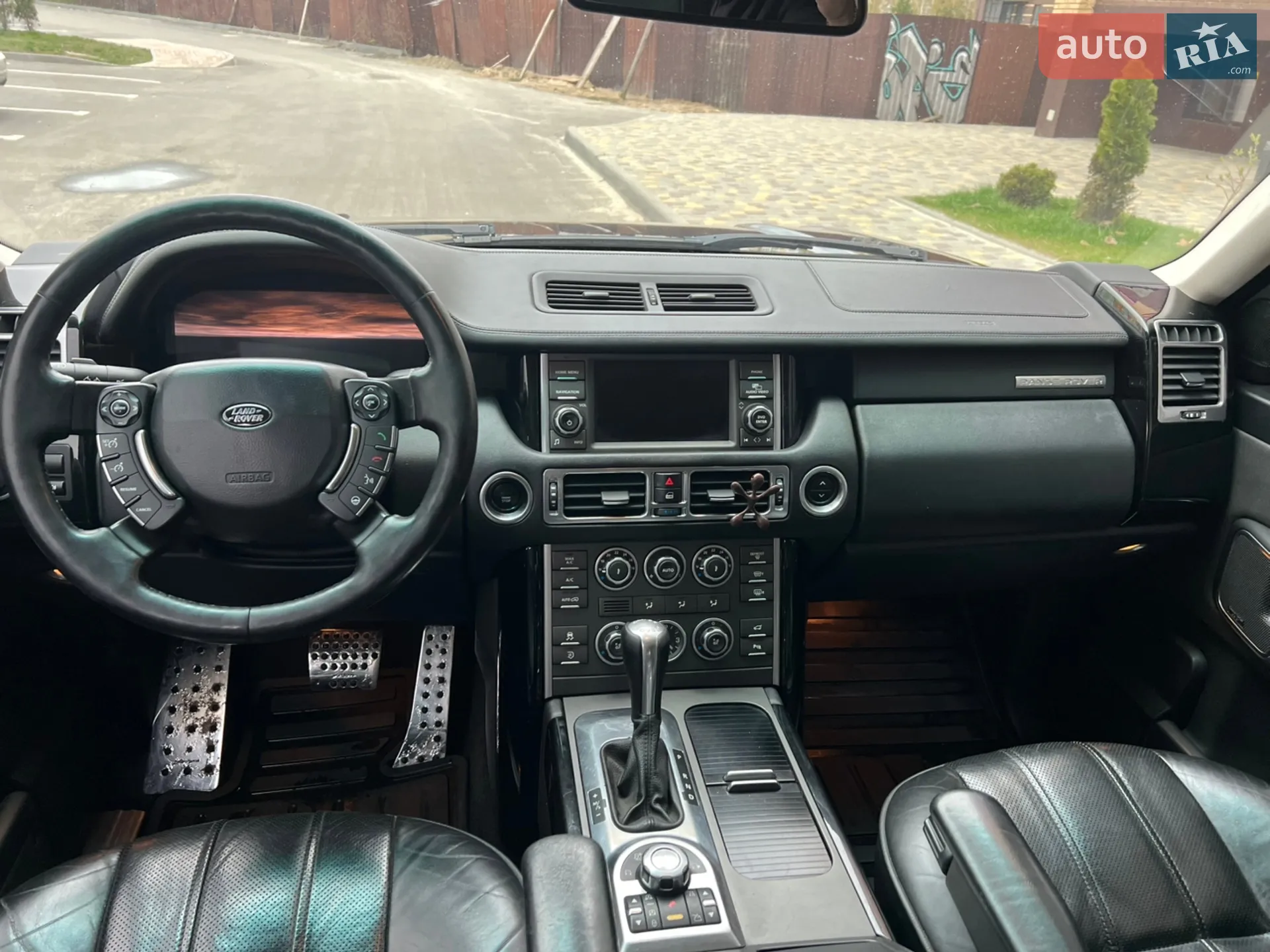 2010 Land Rover Range Rover - мініатюра 42