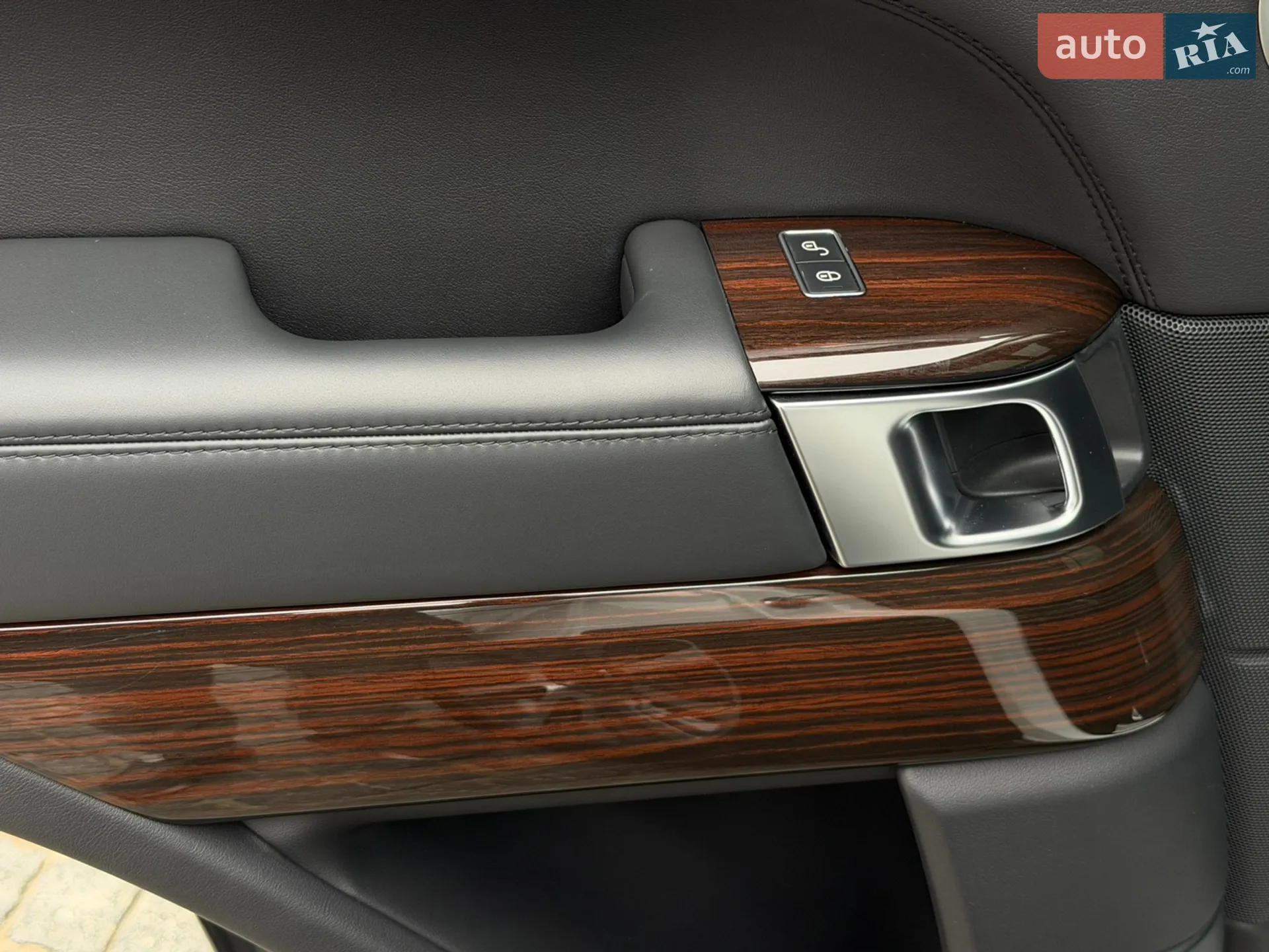2015 Land Rover Range Rover - мініатюра 45