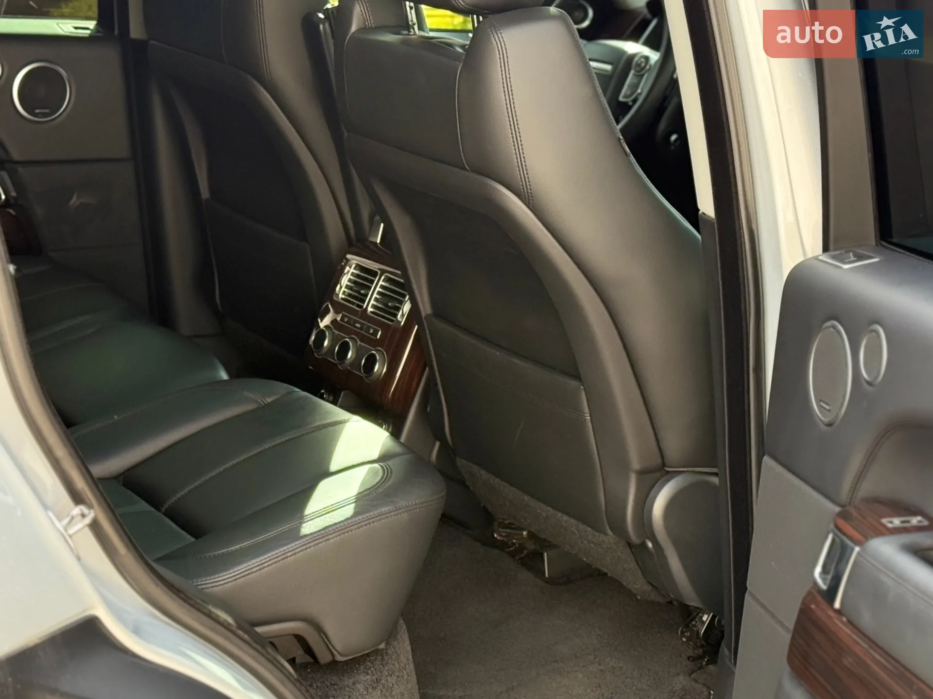 2013 Land Rover Range Rover - мініатюра 21