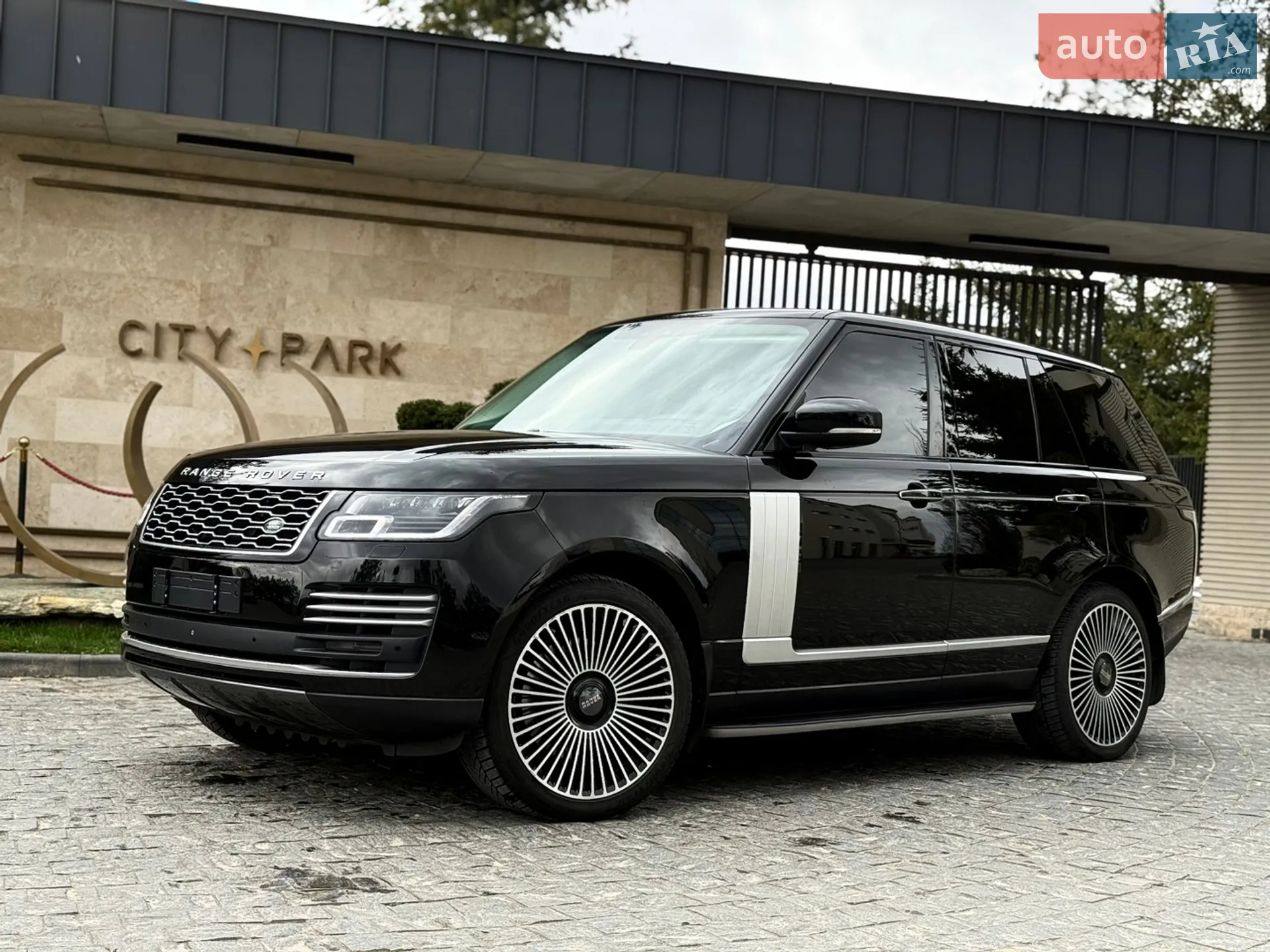 2018 Land Rover Range Rover - мініатюра 5