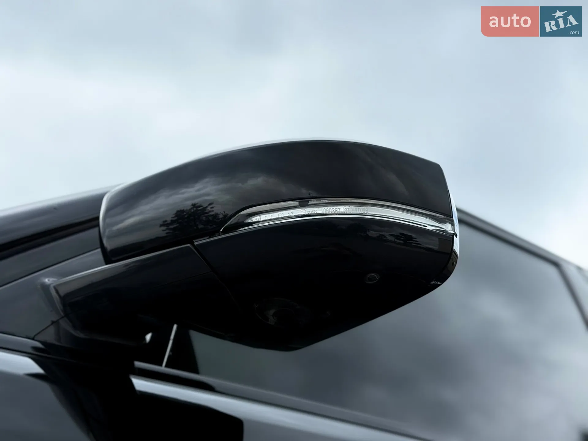 2018 Land Rover Range Rover - мініатюра 16