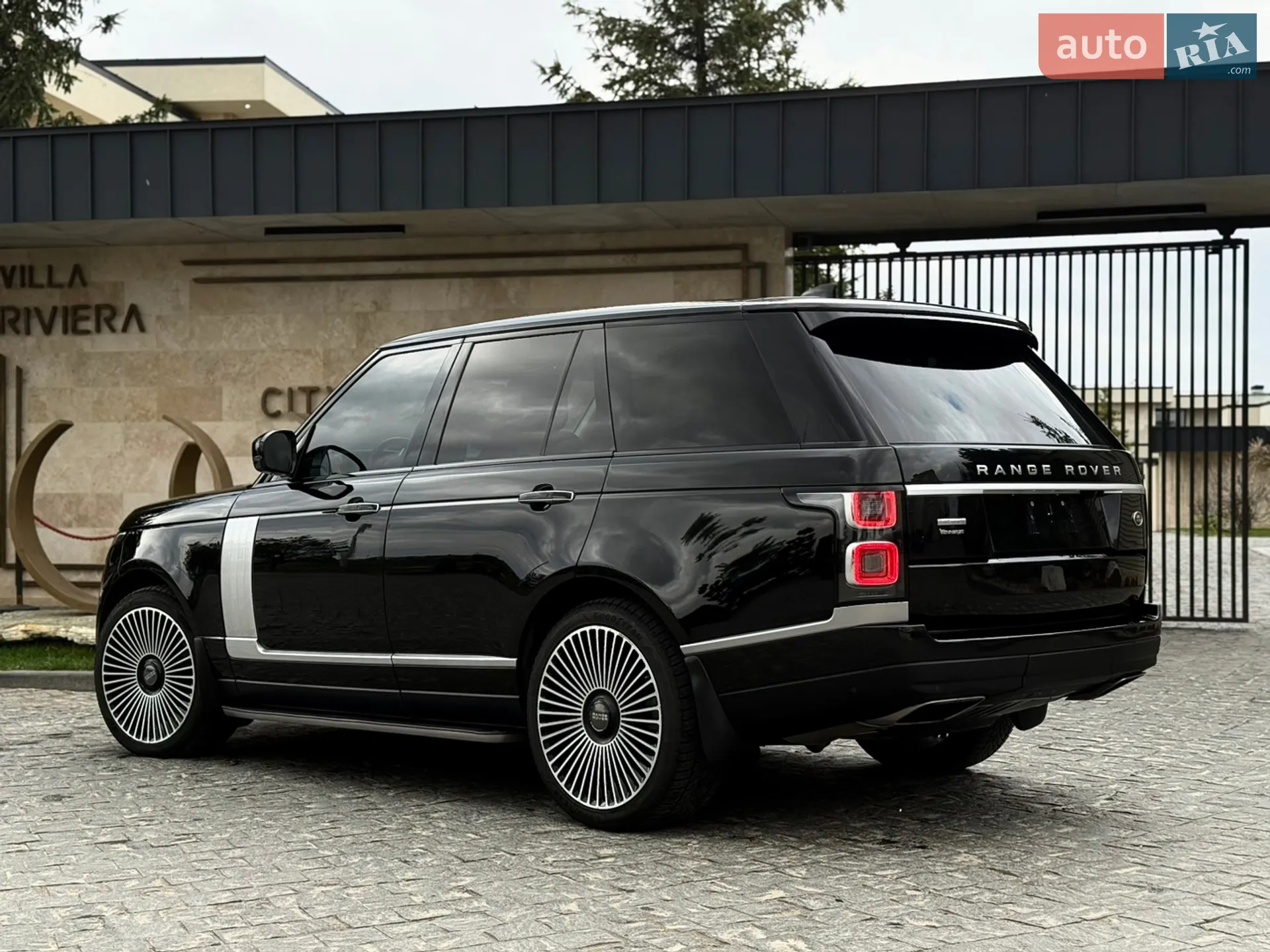 2018 Land Rover Range Rover - мініатюра 19