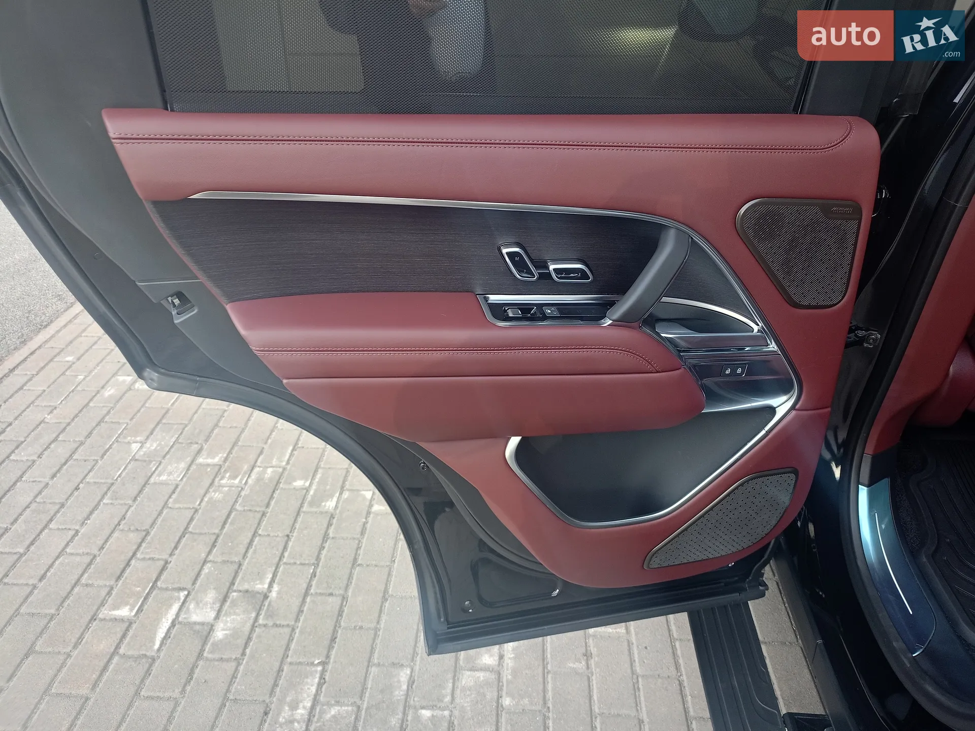 2025 Land Rover Range Rover - мініатюра 16