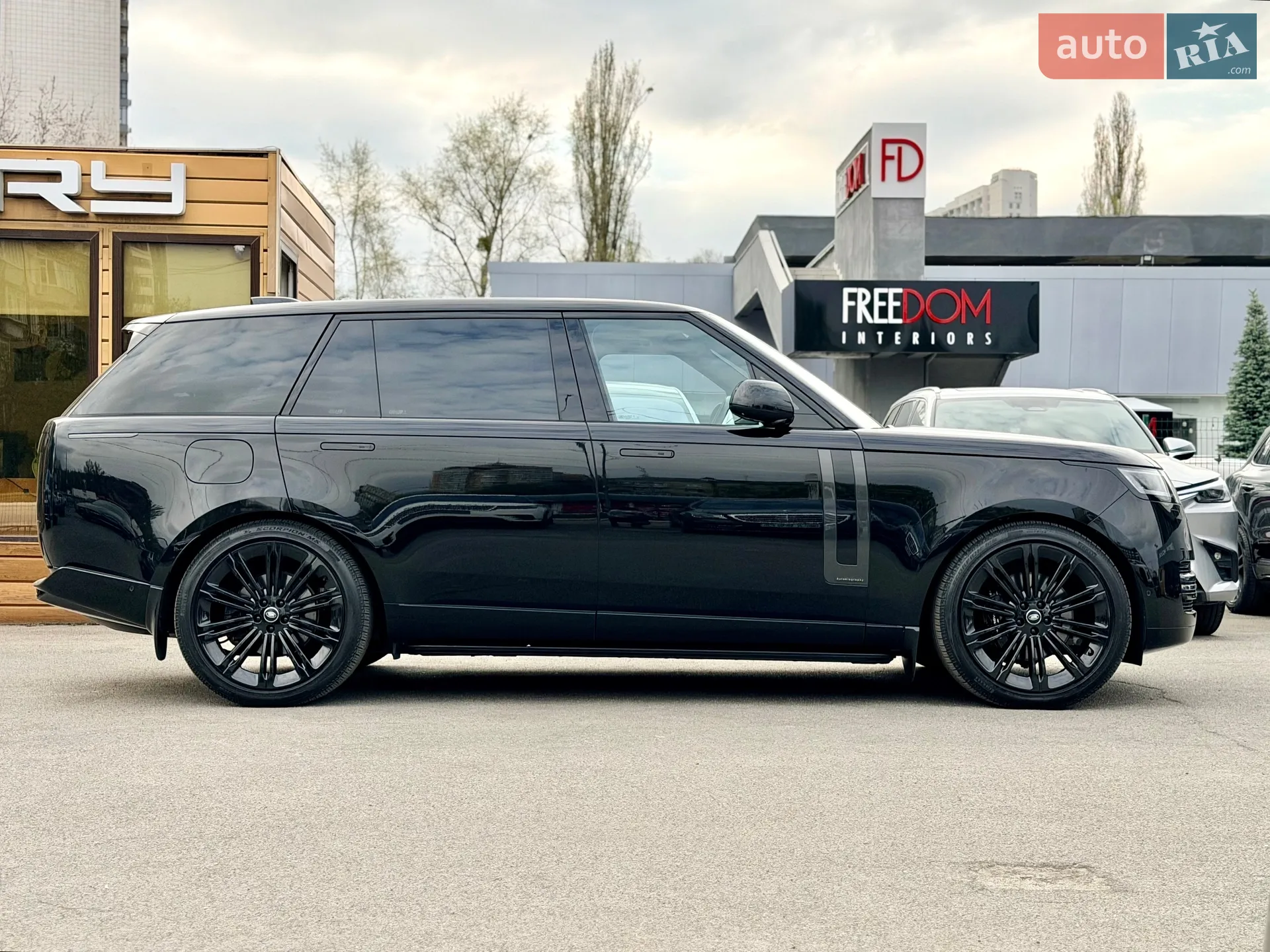 2025 Land Rover Range Rover - мініатюра 11