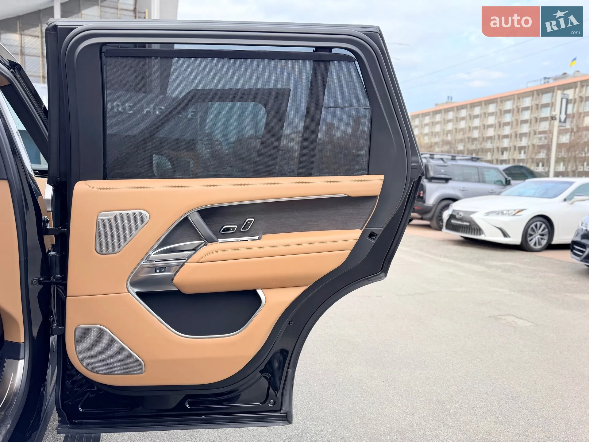 2025 Land Rover Range Rover - мініатюра 20