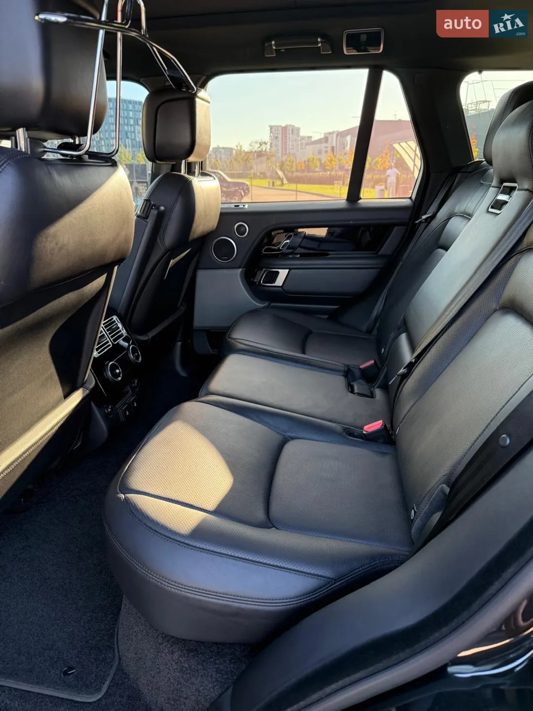 2018 Land Rover Range Rover - мініатюра 9