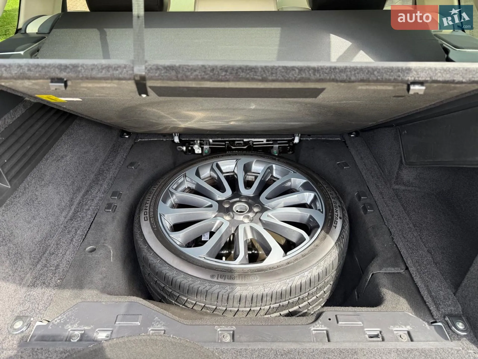 2018 Land Rover Range Rover - мініатюра 13