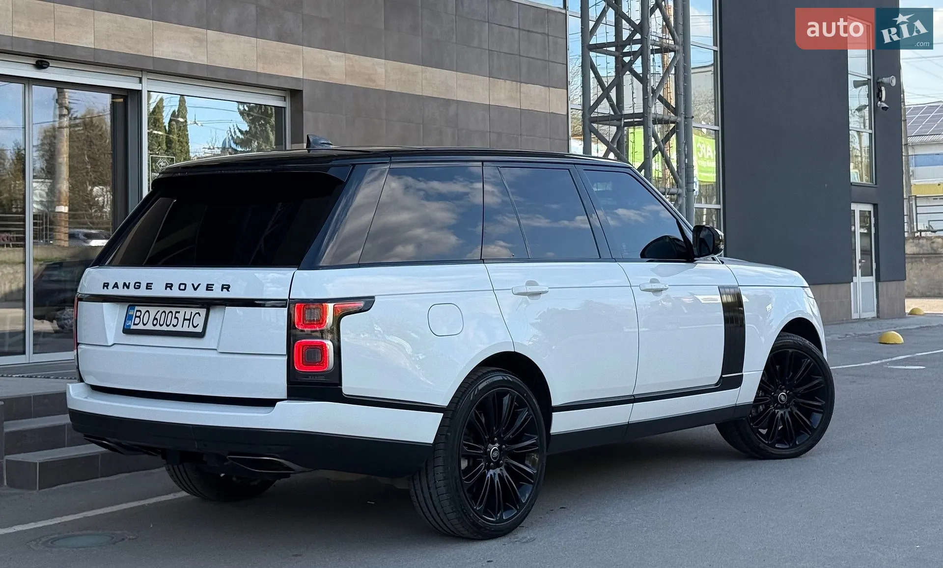 2018 Land Rover Range Rover - мініатюра 3