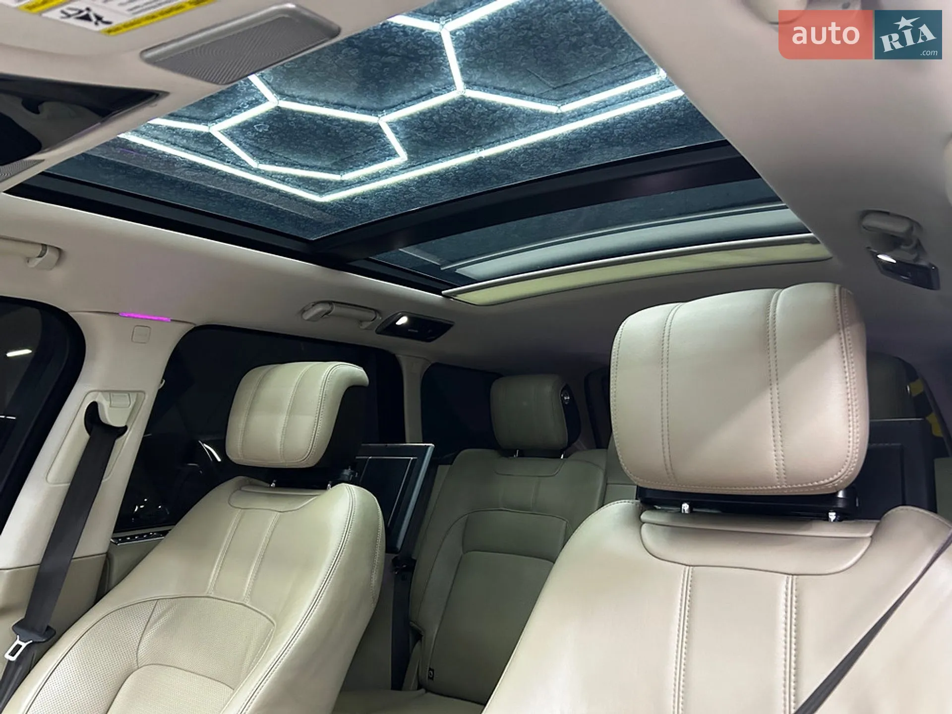 2017 Land Rover Range Rover - мініатюра 10