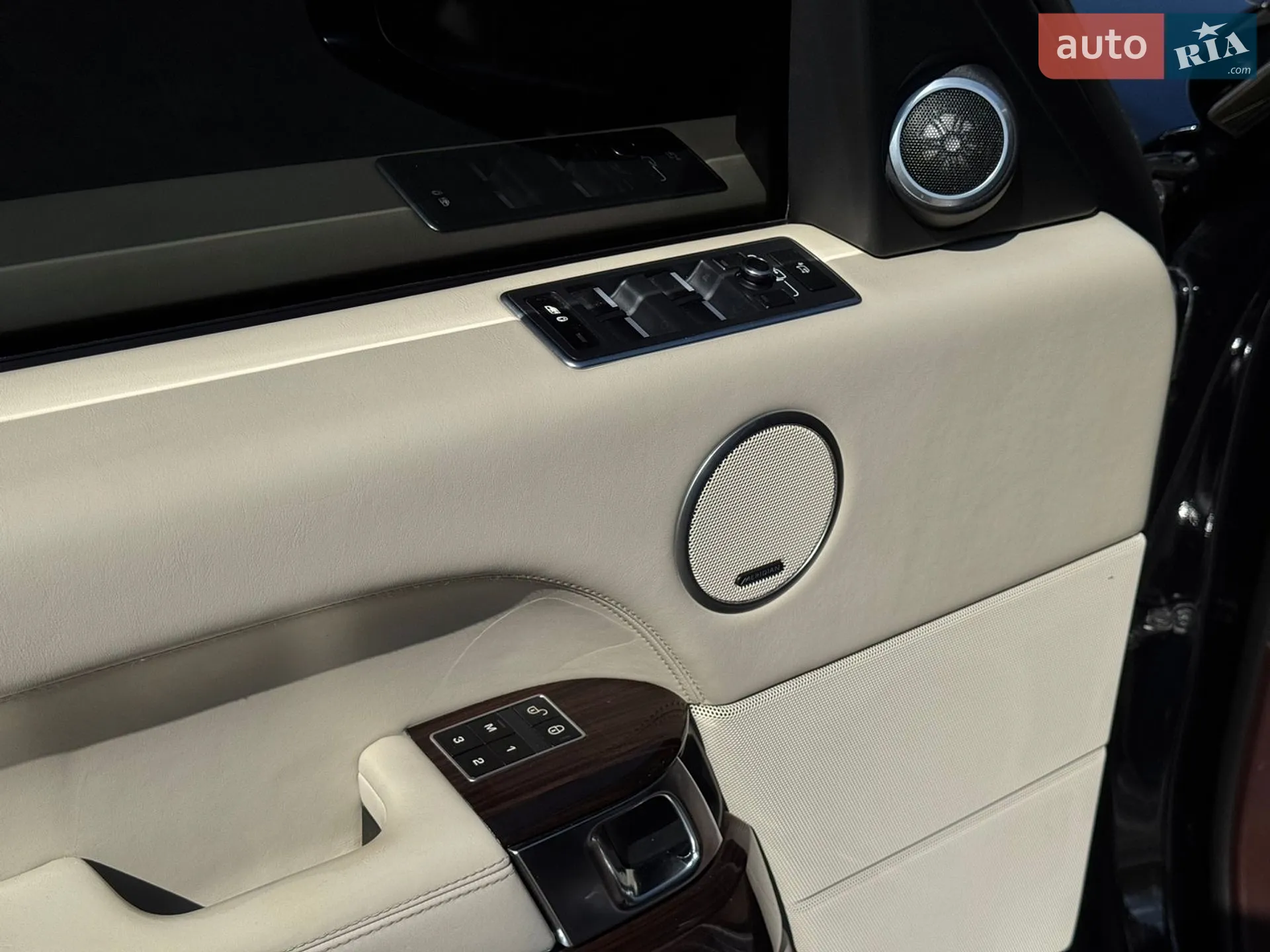 2013 Land Rover Range Rover - мініатюра 18