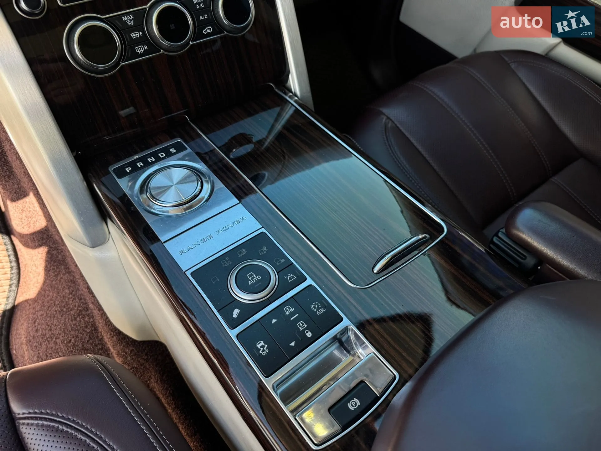 2013 Land Rover Range Rover - мініатюра 29