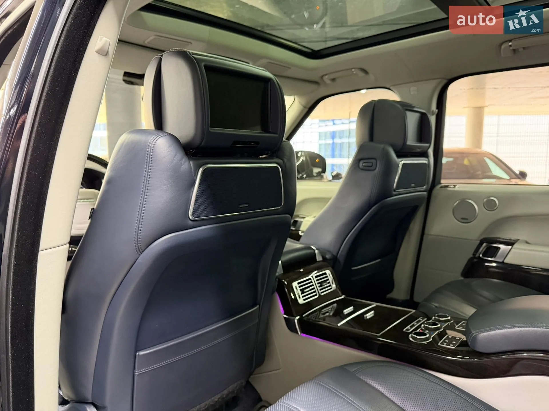 2013 Land Rover Range Rover - мініатюра 25