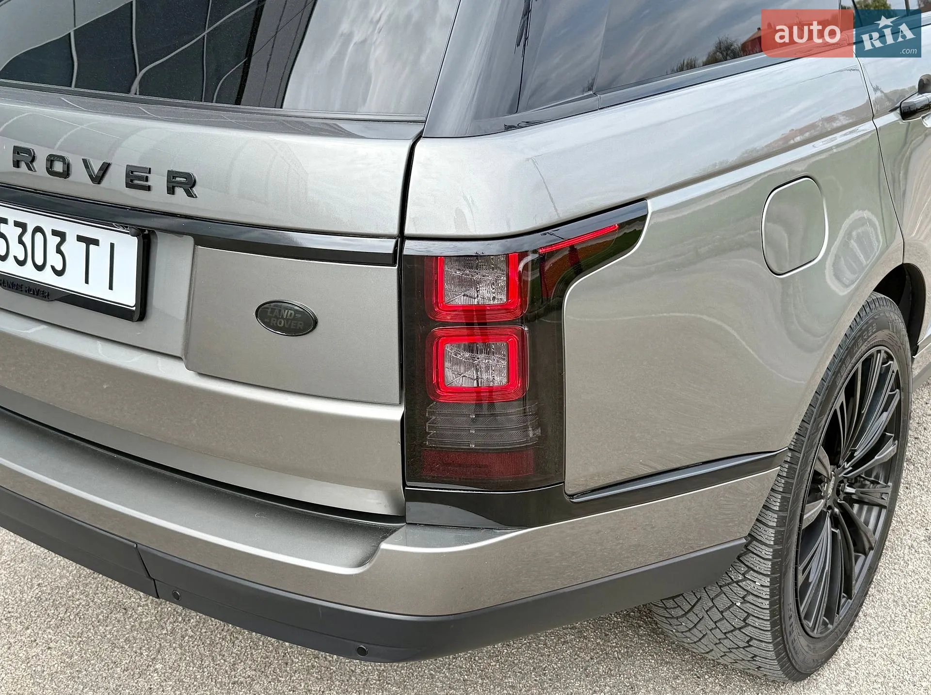 2017 Land Rover Range Rover - мініатюра 23