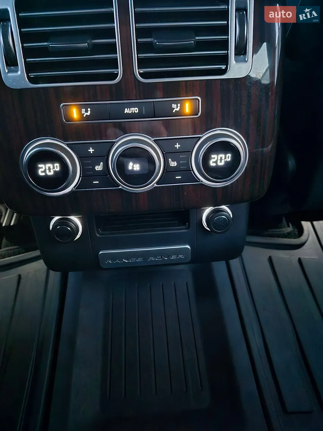 2016 Land Rover Range Rover - мініатюра 17