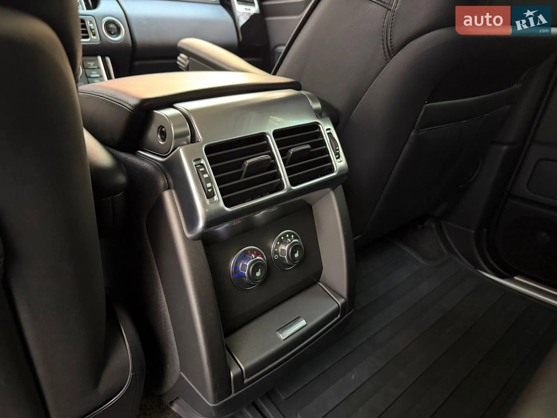 2012 Land Rover Range Rover - мініатюра 37