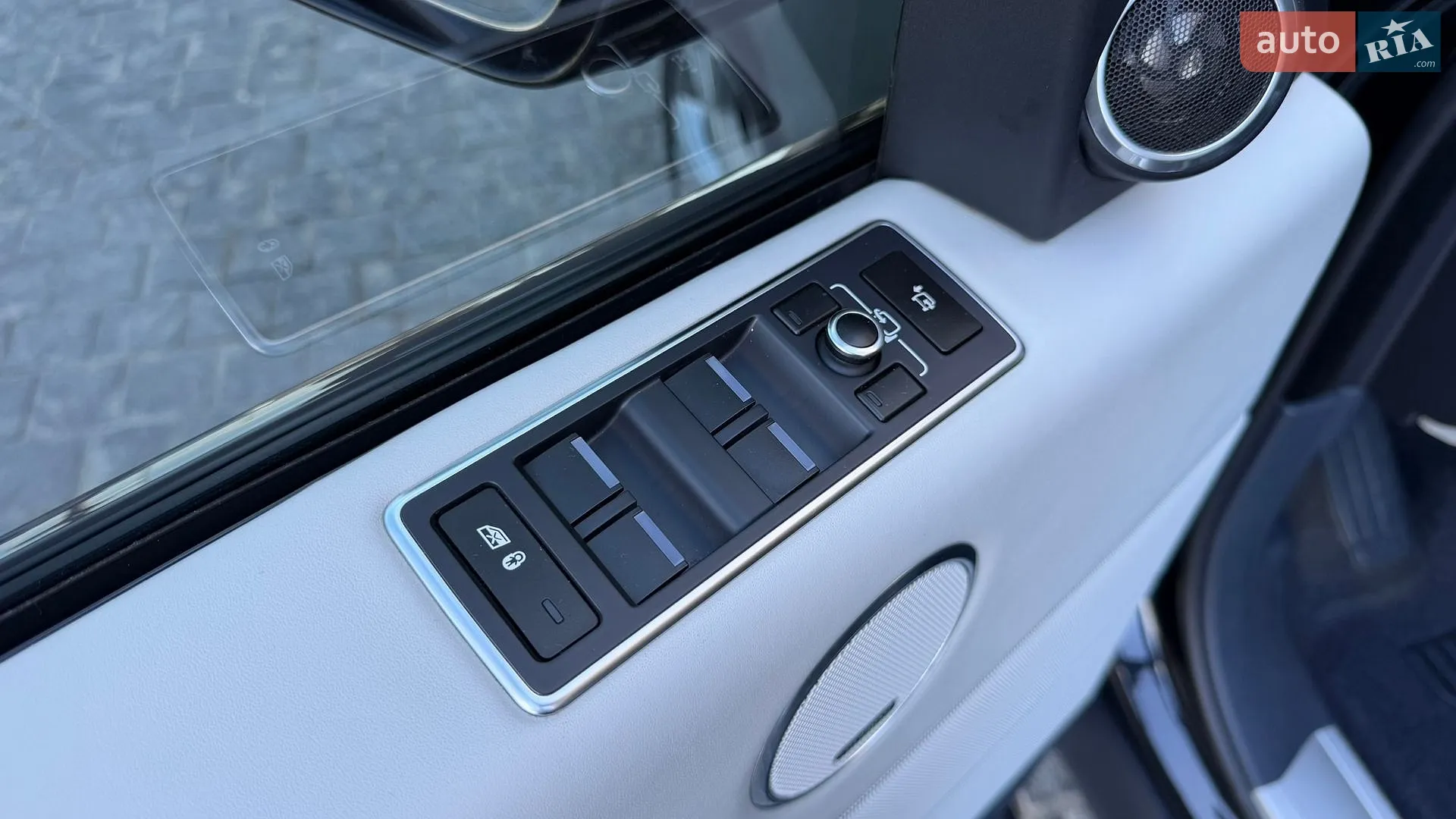 2013 Land Rover Range Rover - мініатюра 61