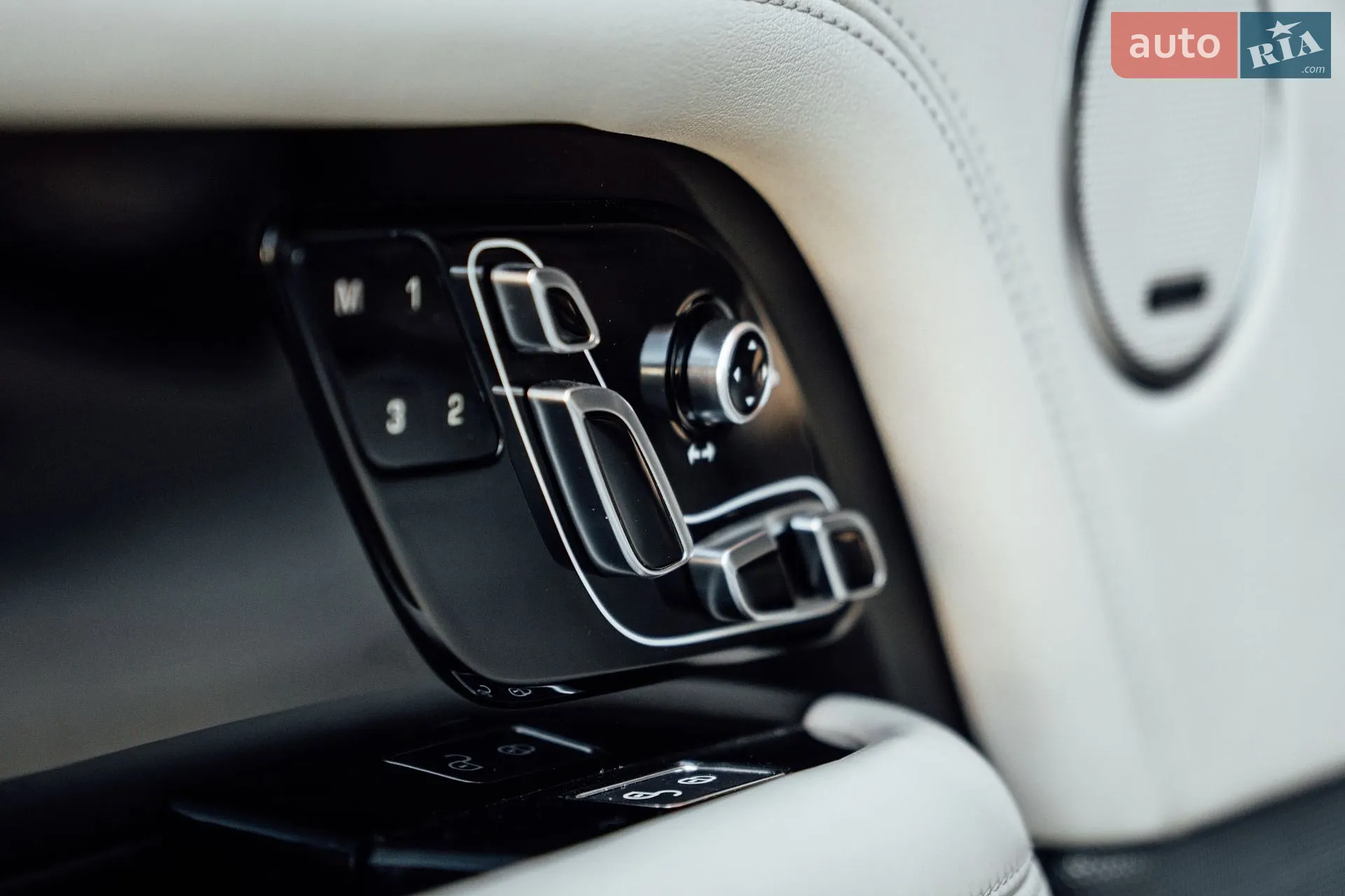 2019 Land Rover Range Rover - мініатюра 50