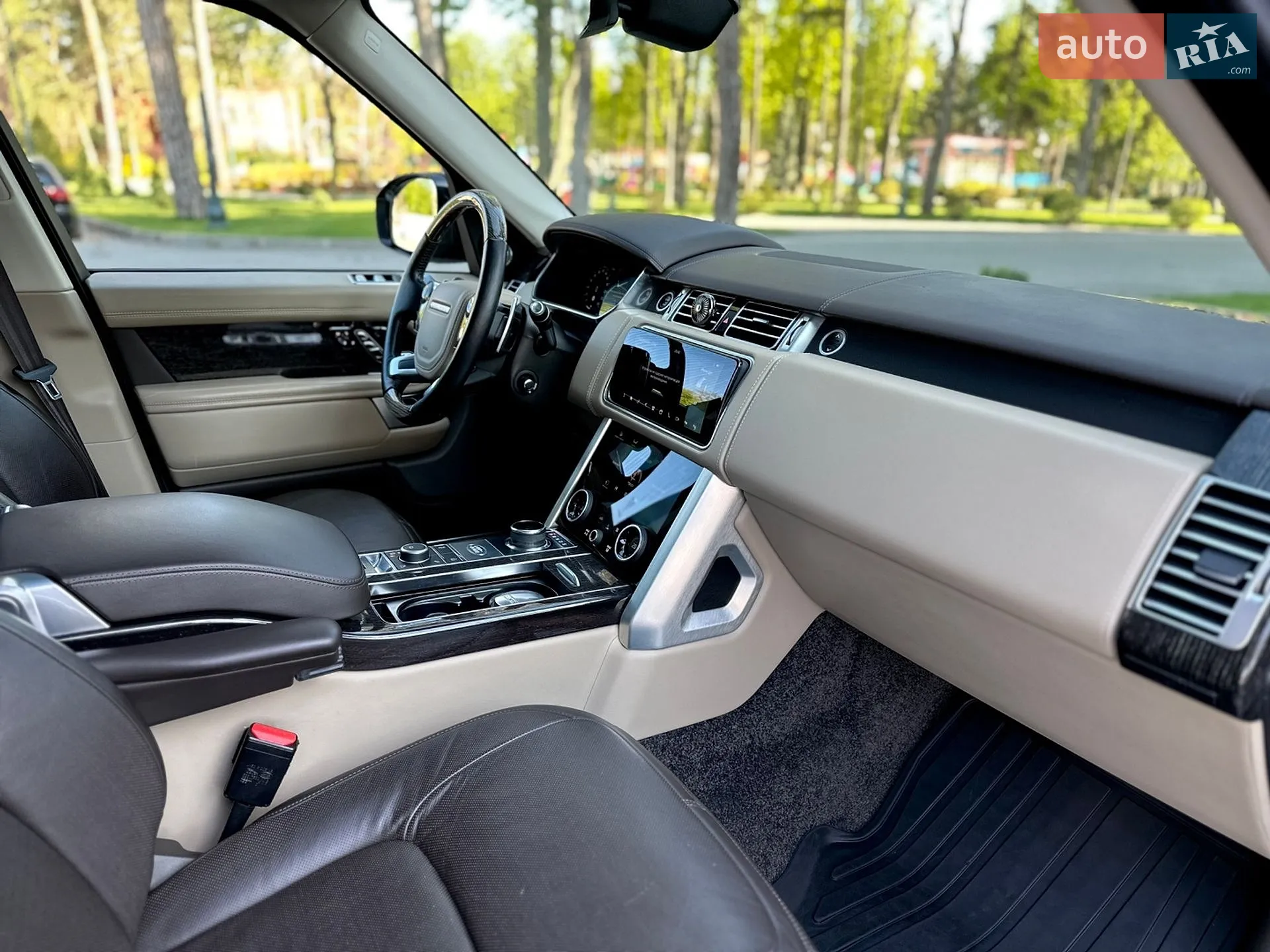 2019 Land Rover Range Rover - мініатюра 32