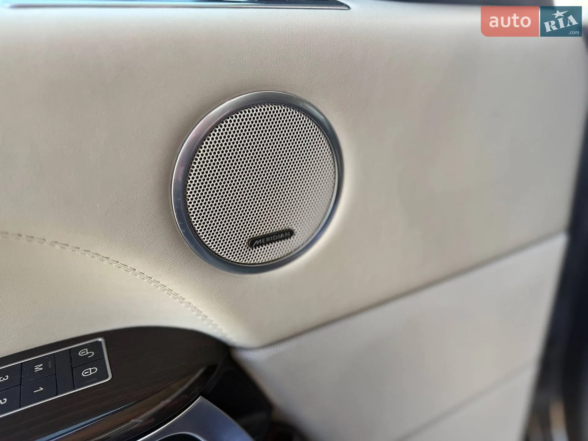 2013 Land Rover Range Rover - мініатюра 17