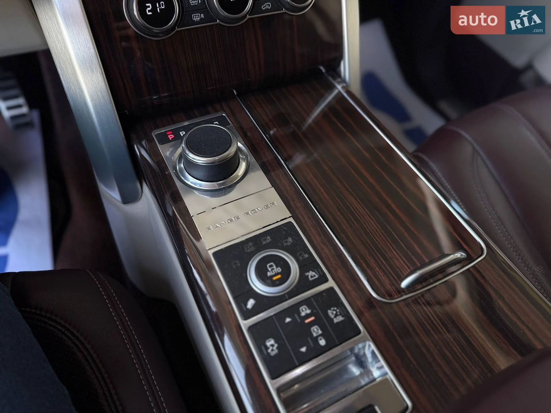 2013 Land Rover Range Rover - мініатюра 26