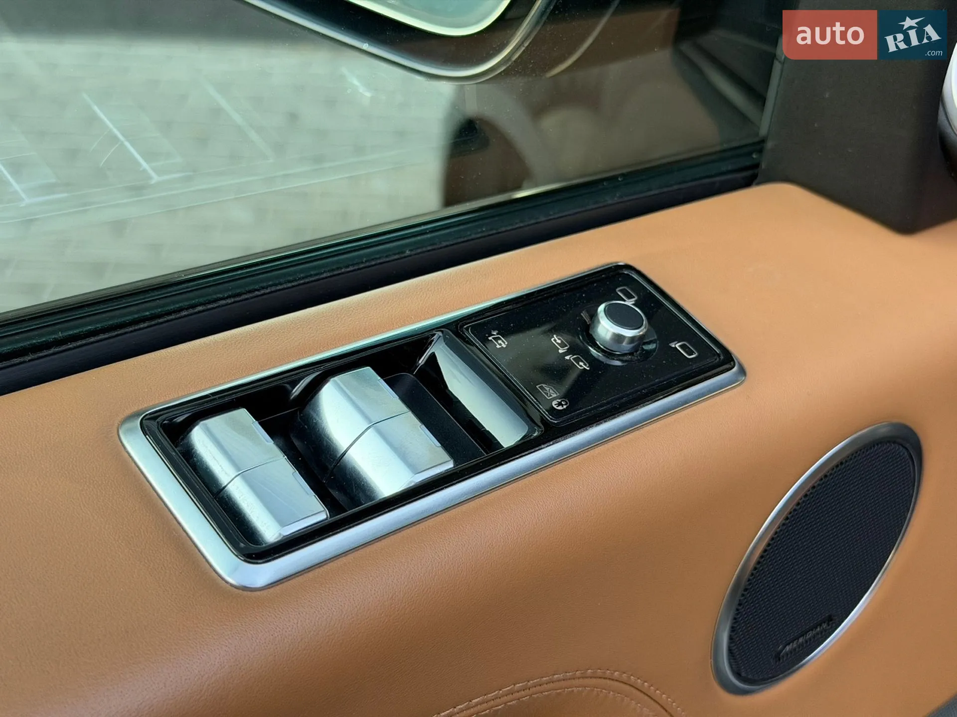 2019 Land Rover Range Rover - мініатюра 47