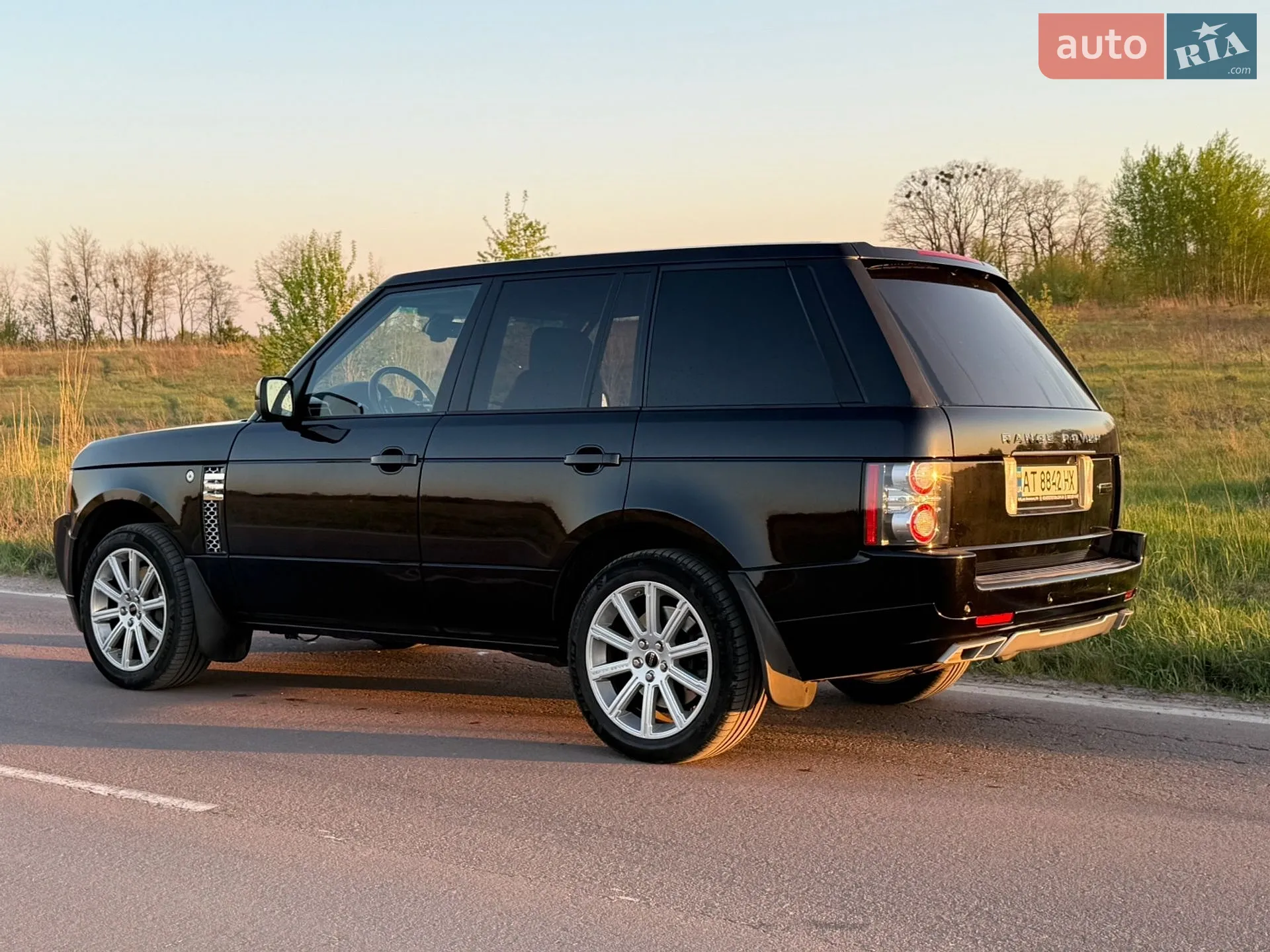 2010 Land Rover Range Rover - мініатюра 10