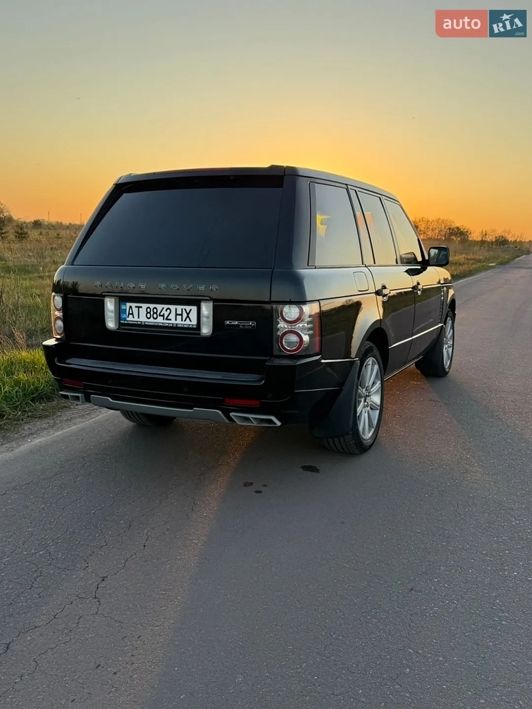 2010 Land Rover Range Rover - мініатюра 16