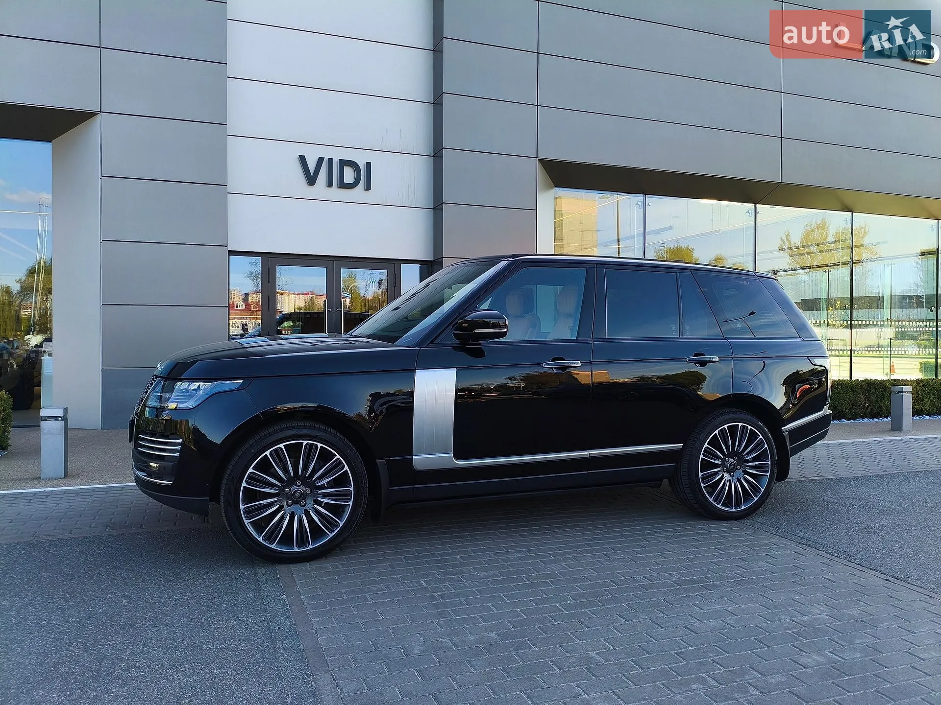 2021 Land Rover Range Rover - мініатюра 13