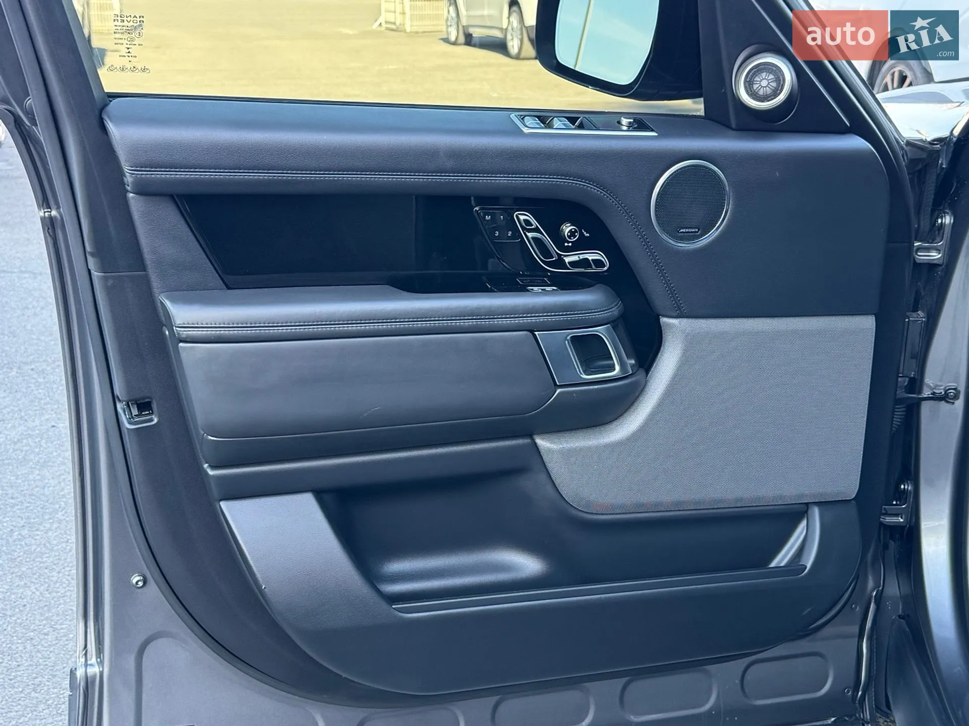 2018 Land Rover Range Rover - мініатюра 13
