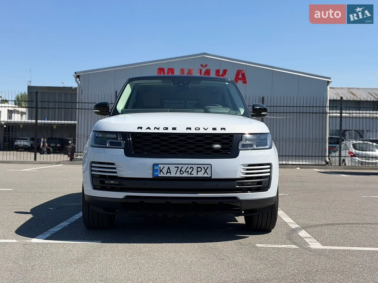 2018 Land Rover Range Rover - мініатюра 25