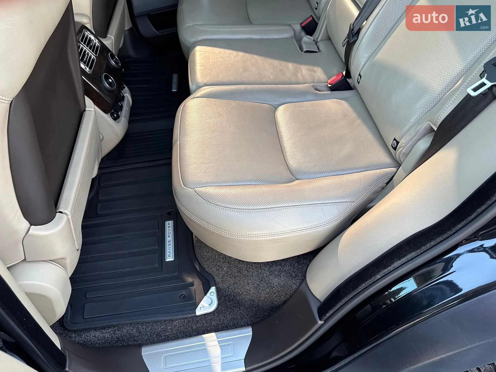2017 Land Rover Range Rover - мініатюра 25