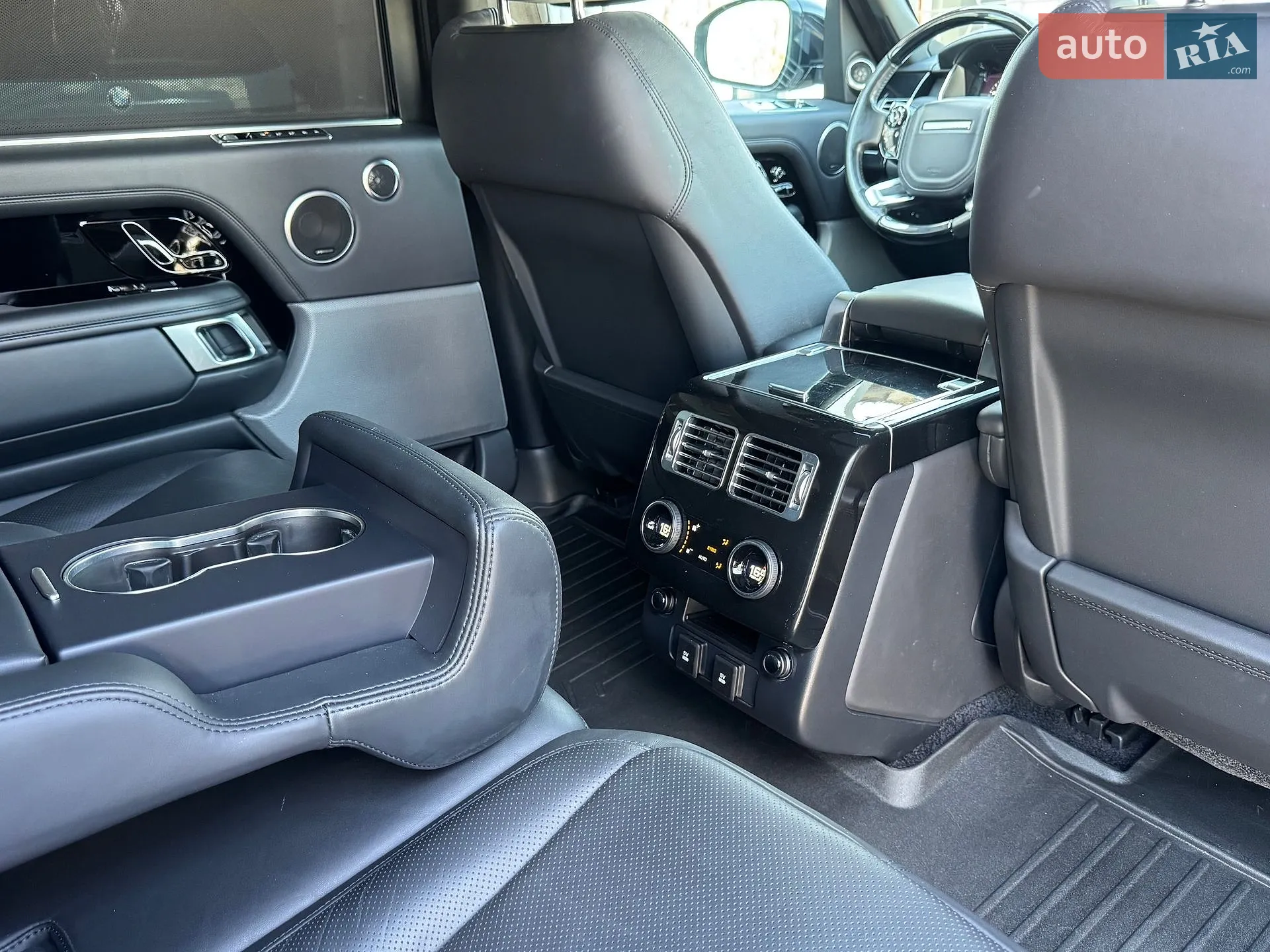 2017 Land Rover Range Rover - мініатюра 41
