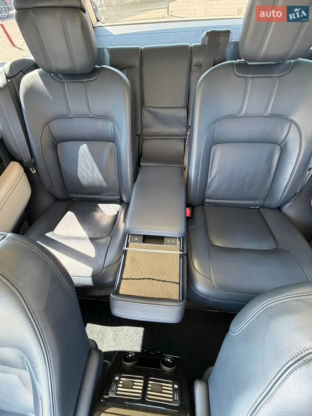 2020 Land Rover Range Rover - мініатюра 18