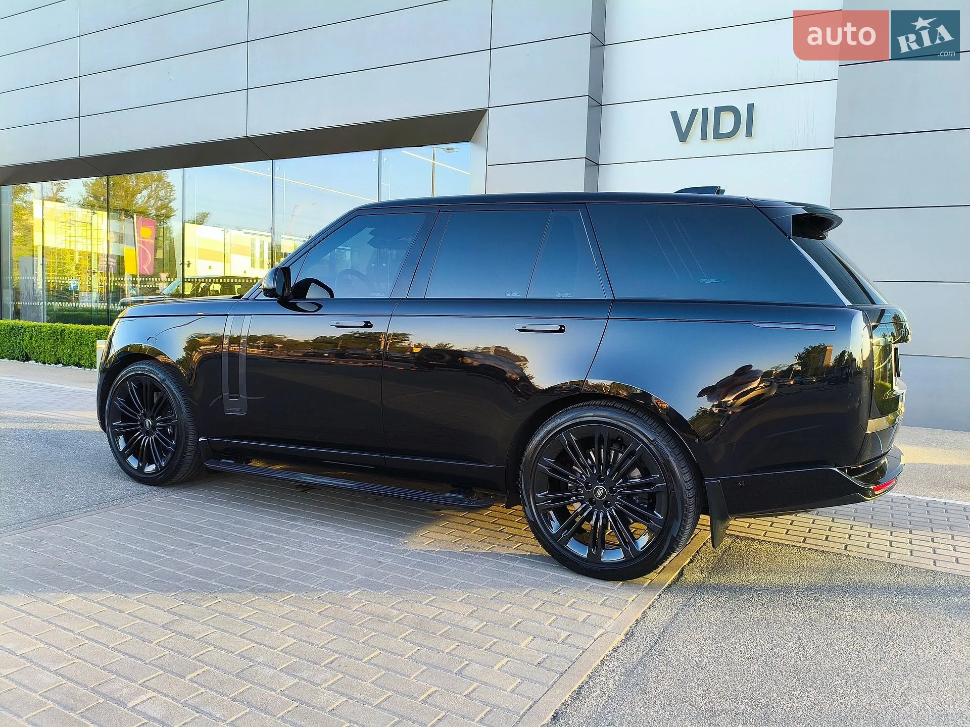 2023 Land Rover Range Rover - мініатюра 6