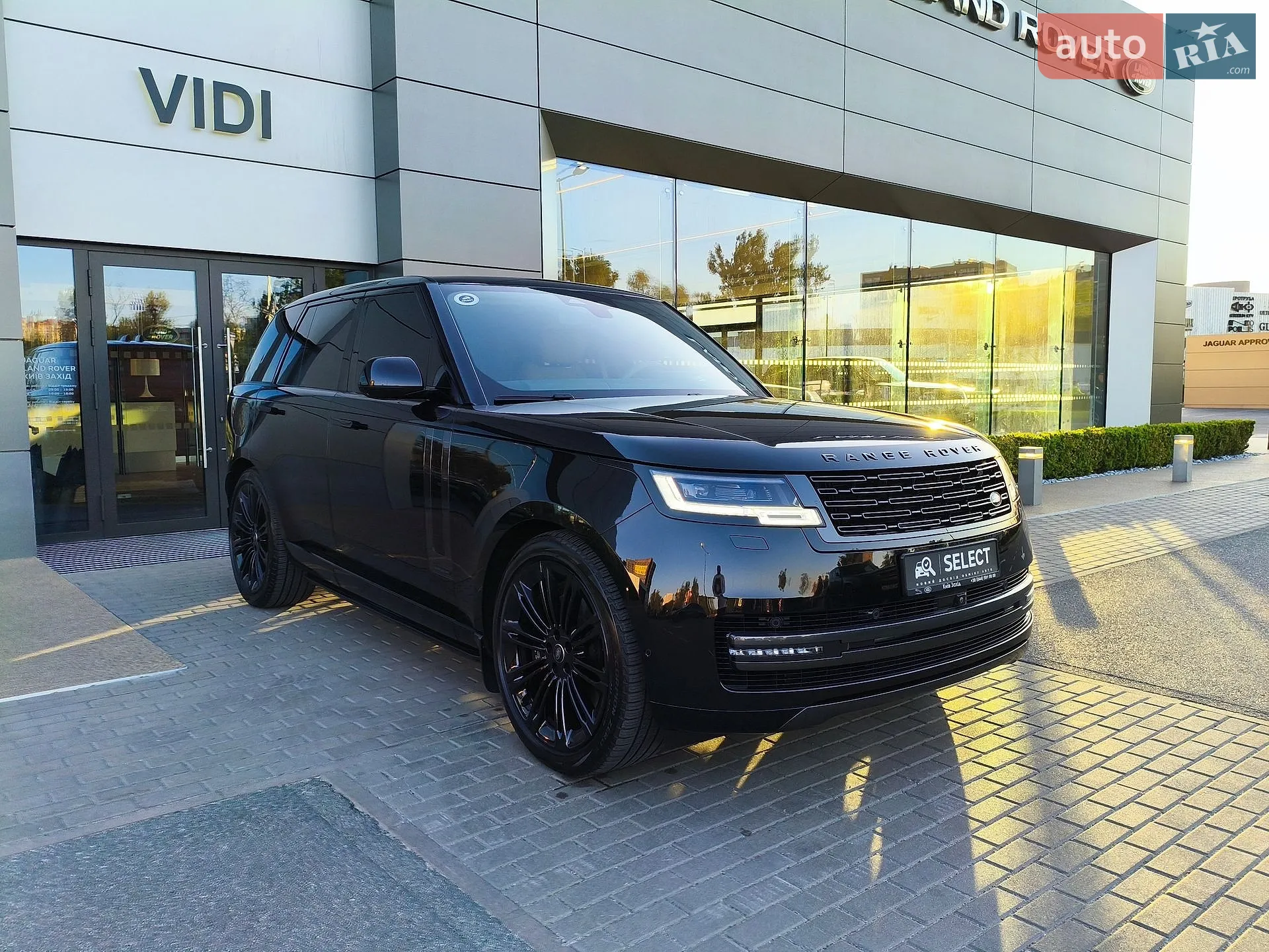 2023 Land Rover Range Rover - мініатюра 21