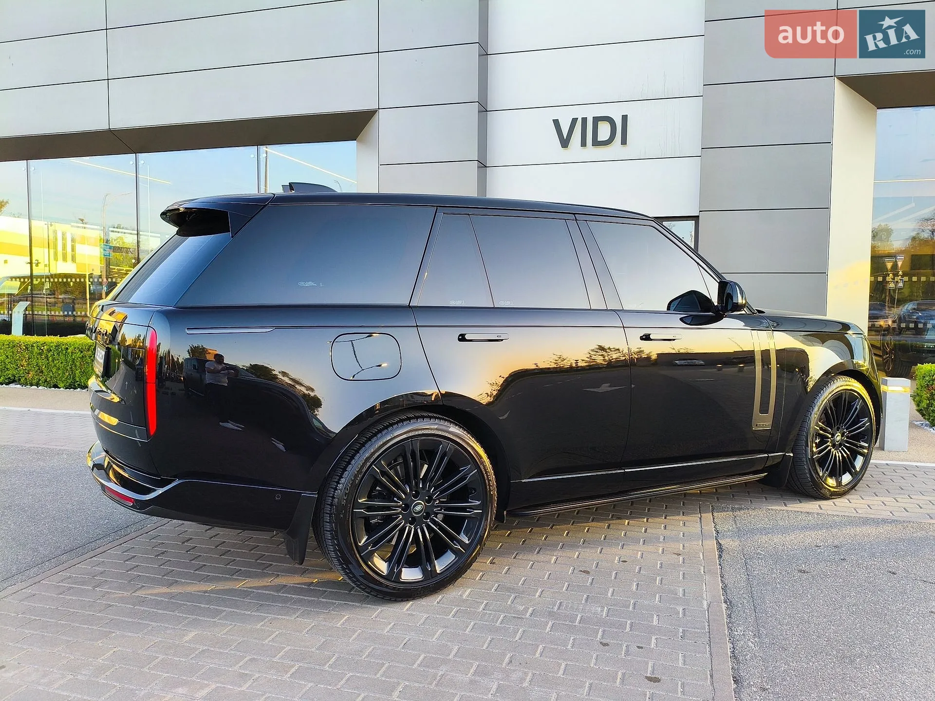 2023 Land Rover Range Rover - мініатюра 33