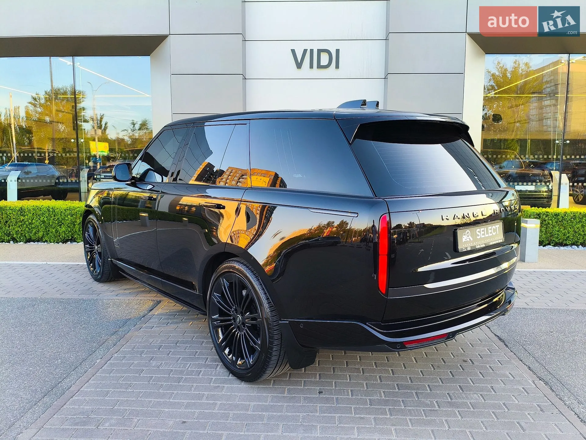 2023 Land Rover Range Rover - мініатюра 47